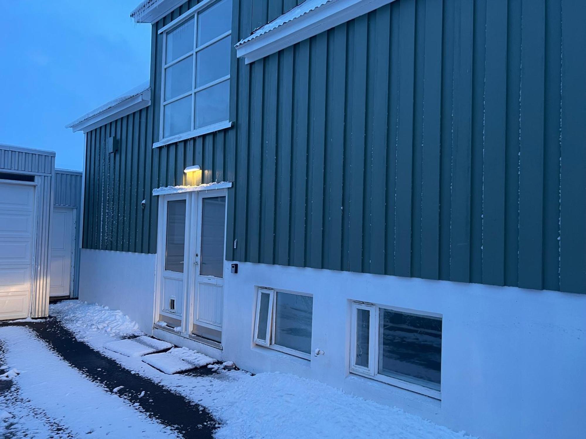 Akureyri Apartments Exterior photo